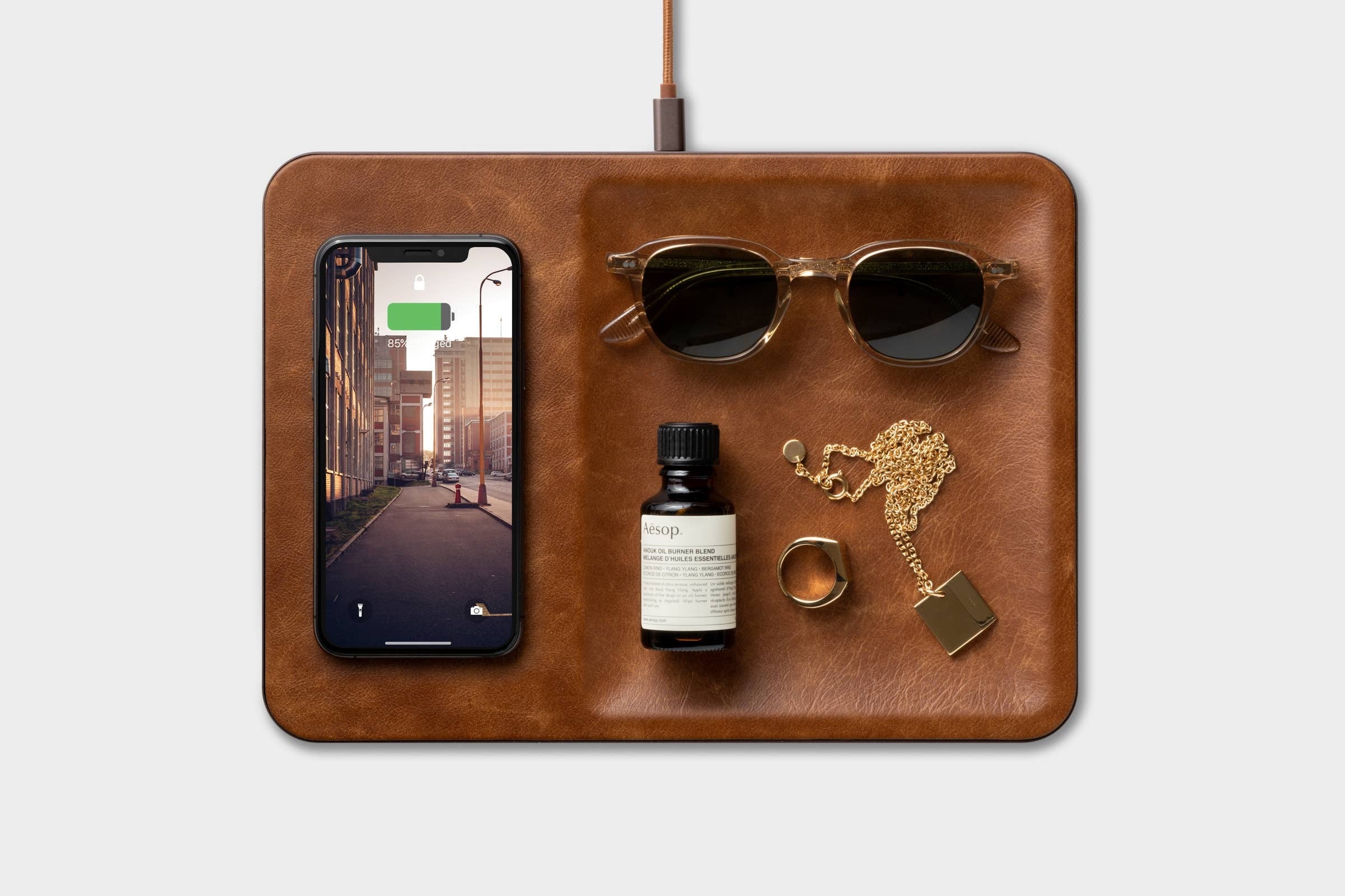 Courant CATCH:3 Wireless Charger - Thumbnail 3